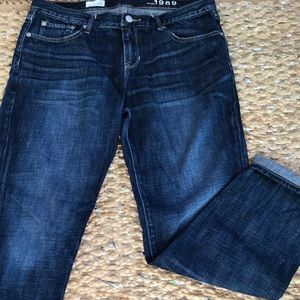 Gap 1969 sexy boyfriend